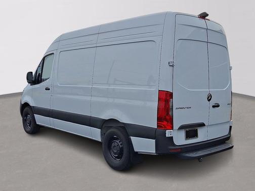 2025 Mercedes-Benz Sprinter 2500 Standard Roof