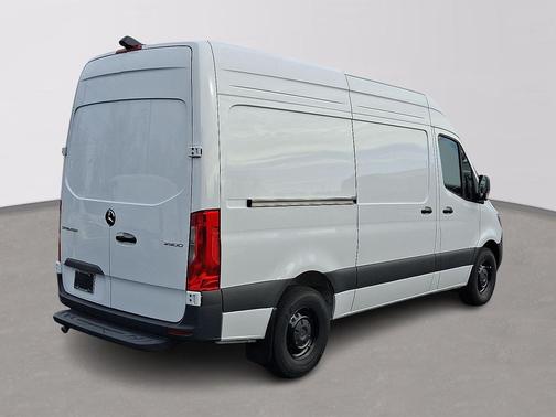 2025 Mercedes-Benz Sprinter 2500 Standard Roof