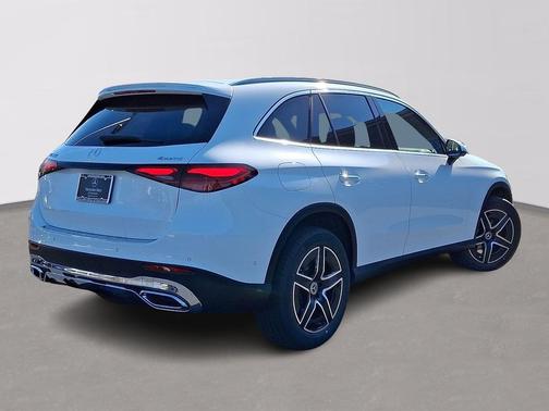 2026 Mercedes-Benz GLC 300 4MATIC