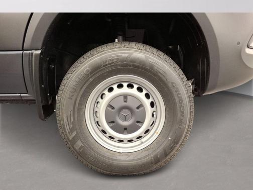 2026 Mercedes-Benz Sprinter 2500 Passenger 144 WB