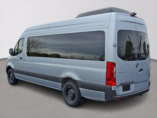 2025 Mercedes-Benz Sprinter 2500 High Roof