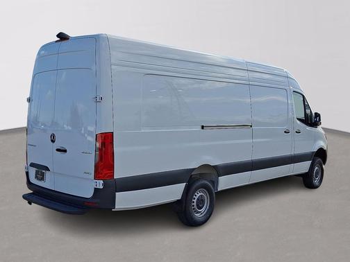2026 Mercedes-Benz Sprinter 2500 High Roof