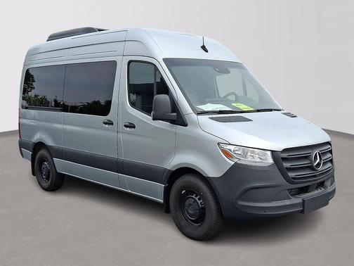 2024 Mercedes-Benz Sprinter 2500 Standard Roof