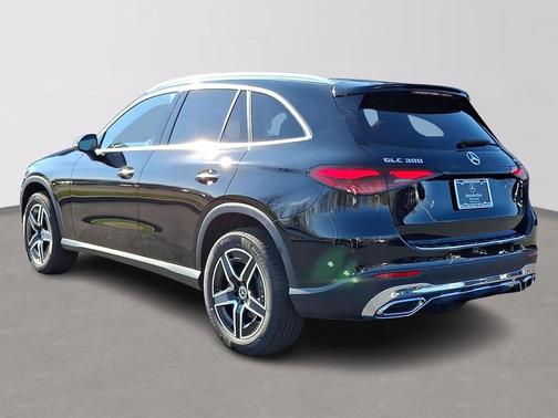 Black - 040 2026 Mercedes-Benz GLC 300 4MATIC