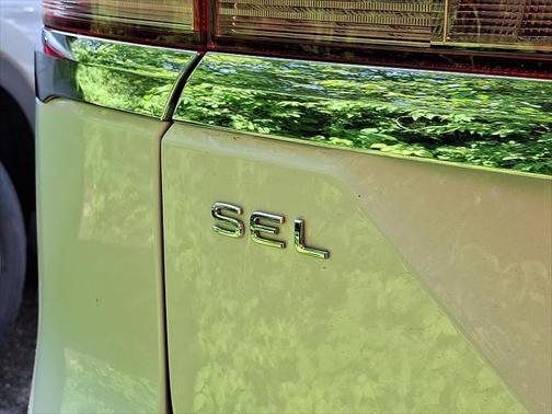 2024 Volkswagen Atlas 2.0T SEL Premium R-Line 4MOTION