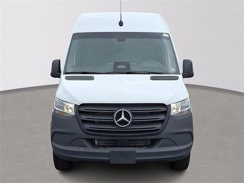 2025 Mercedes-Benz Sprinter 2500 Standard Roof