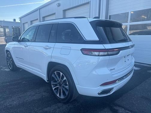 2023 Jeep Grand Cherokee Overland