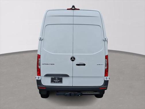 2025 Mercedes-Benz Sprinter 2500 Standard Roof