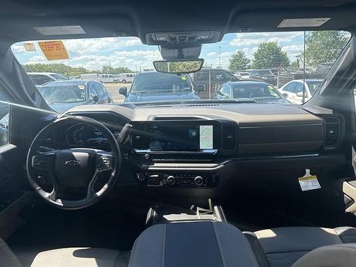 2025 Chevrolet Silverado 2500 4WD Crew Cab Standard Bed ZR2
