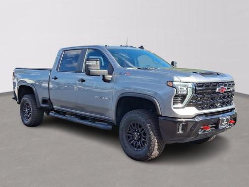 2025 Chevrolet Silverado 2500 4WD Crew Cab Standard Bed ZR2