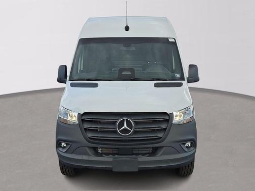 2026 Mercedes-Benz Sprinter 2500 Cargo 144 WB