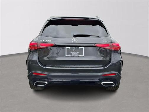 2025 Mercedes-Benz GLC 300 4MATIC