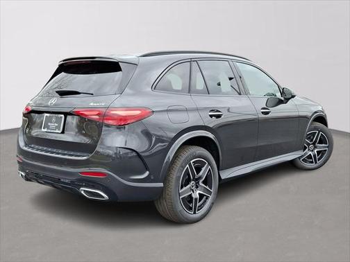 2025 Mercedes-Benz GLC 300 4MATIC