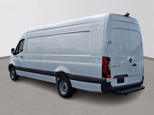 2025 Mercedes-Benz Sprinter 3500 High Roof