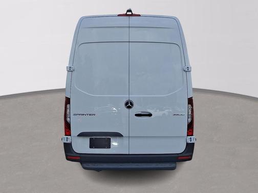 2025 Mercedes-Benz Sprinter 3500 High Roof