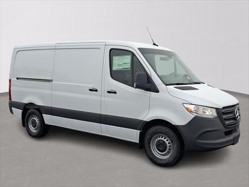 2025 Mercedes-Benz Sprinter 2500 Standard Roof