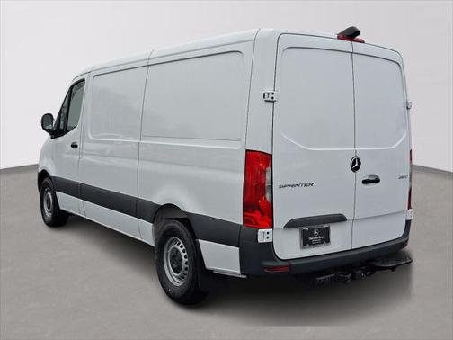 2025 Mercedes-Benz Sprinter 2500 Standard Roof