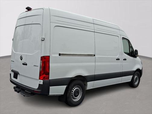 2025 Mercedes-Benz Sprinter 2500 Standard Roof