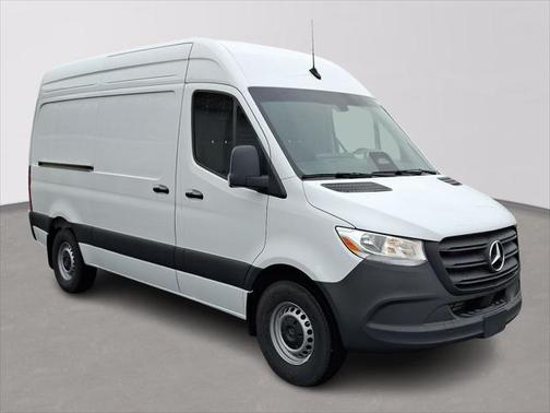 2025 Mercedes-Benz Sprinter 2500 Standard Roof