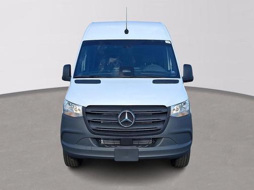 2025 Mercedes-Benz Sprinter 2500 High Roof