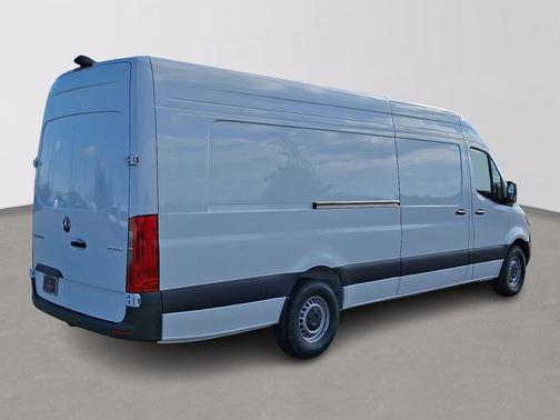 2025 Mercedes-Benz Sprinter 2500 High Roof