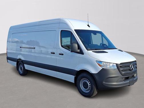 2025 Mercedes-Benz Sprinter 2500 High Roof