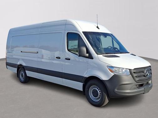 2026 Mercedes-Benz Sprinter 2500 High Roof