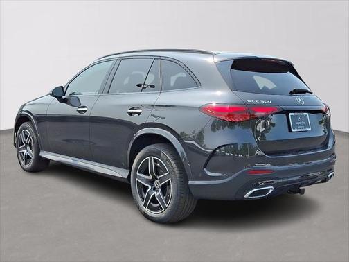 2025 Mercedes-Benz GLC 300 4MATIC