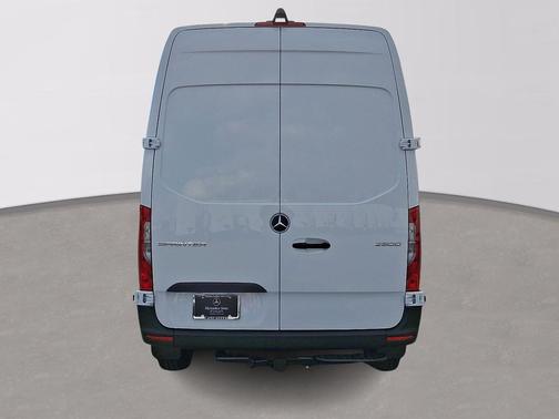 2026 Mercedes-Benz Sprinter 2500 Cargo 144 WB