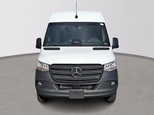 2026 Mercedes-Benz Sprinter 2500 Cargo 144 WB