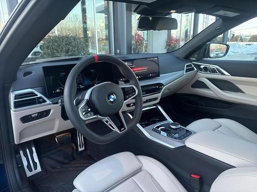 2025 BMW M440 i xDrive