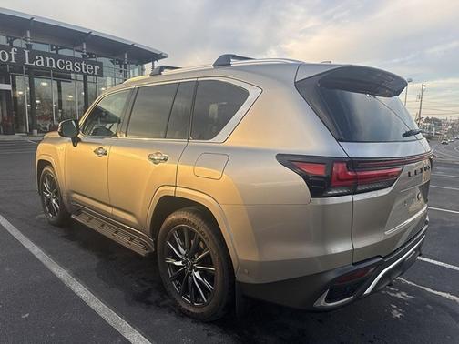 2025 Lexus LX 700h F SPORT