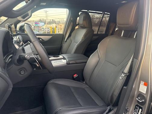 2025 Lexus LX 700h F SPORT