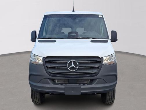 2025 Mercedes-Benz Sprinter 2500 Standard Roof