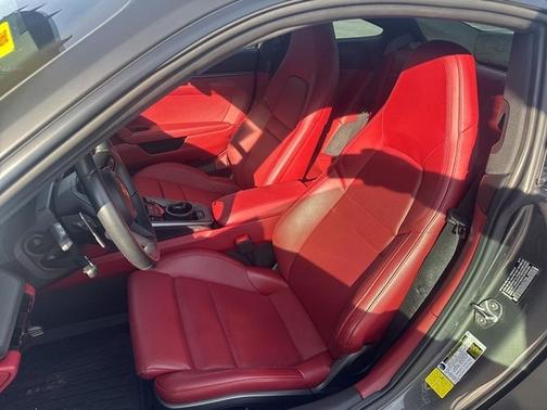 2020 Porsche 911 Carrera 4S