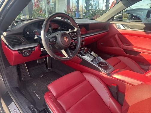 2020 Porsche 911 Carrera 4S