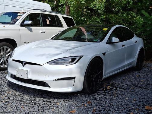 2021 Tesla Model S Plaid