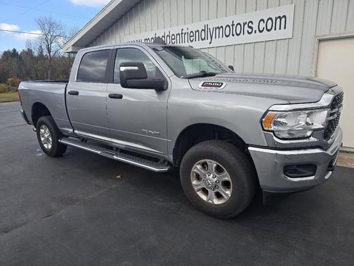 2024 RAM 2500 Big Horn Crew Cab 4x4 6'4' Box