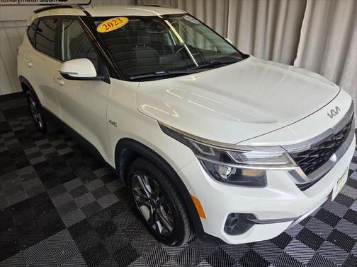 2023 Kia Seltos S