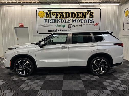 2023 Mitsubishi Outlander 