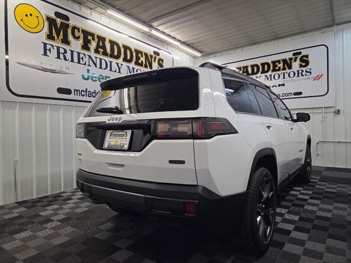 Bright White Clearcoat 2026 Jeep Cherokee Overland
