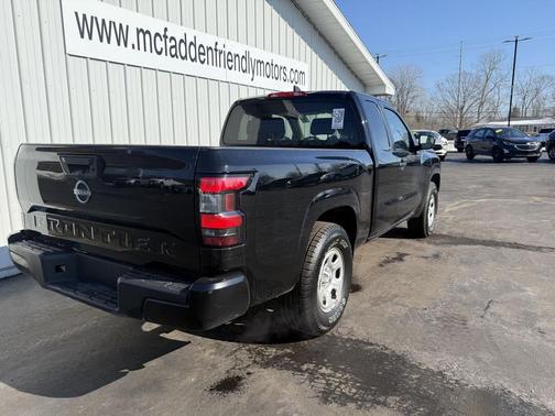 2022 Nissan Frontier S
