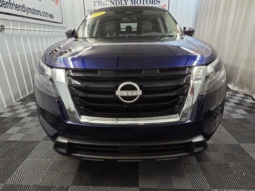 2023 Nissan Pathfinder SV 4WD