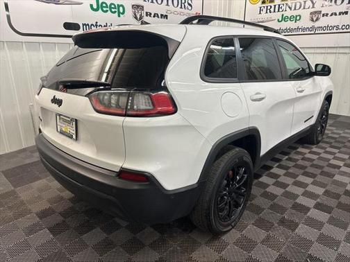 2023 Jeep Cherokee Altitude