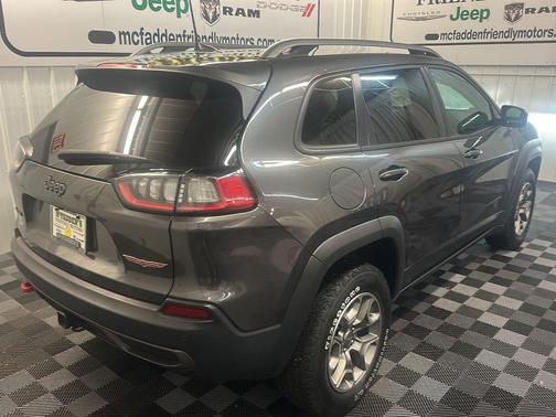 2020 Jeep Cherokee Trailhawk