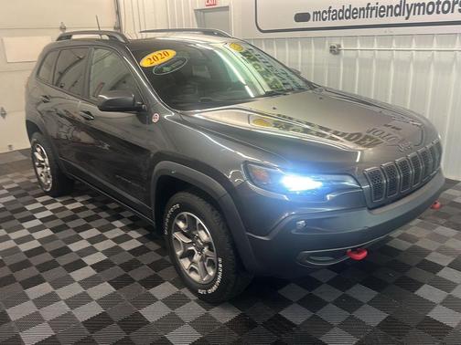 2020 Jeep Cherokee Trailhawk