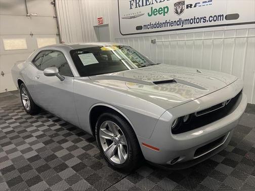 2021 Dodge Challenger SXT