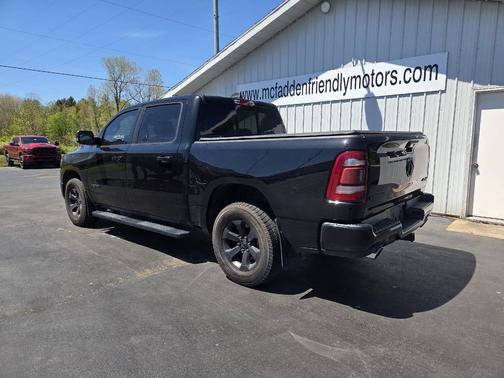 Diamond Black Crystal Pearl 2020 RAM 1500 Big Horn/Lone Star
