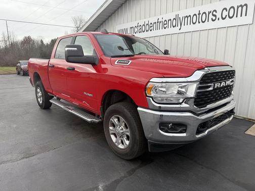 2024 RAM 2500 Big Horn Crew Cab 4x4 6'4' Box