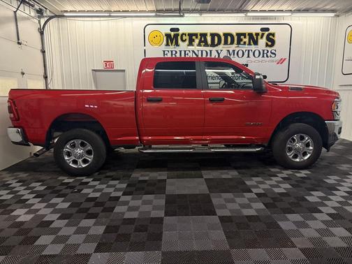 2024 RAM 2500 Big Horn Crew Cab 4x4 6'4' Box